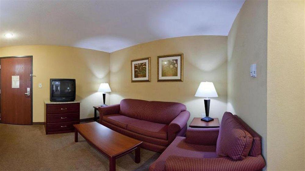 Holiday Inn Express Hotel & Suites Maryville By Ihg Exterior foto